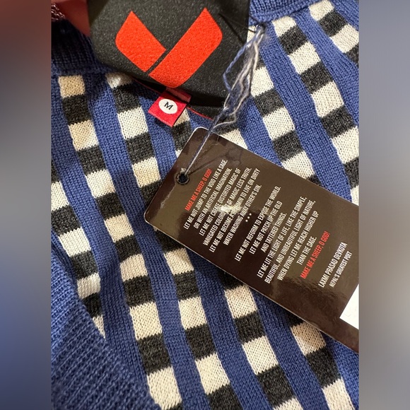 Happy Sheep NWT Size Medium blue Square and cream V neck super soft - Picture 4 of 8